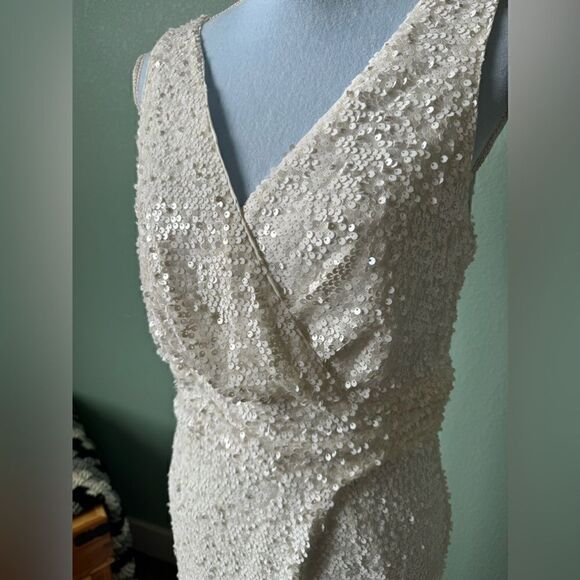 Hailey Adrianna Papell Fully Sequined White Asymmetrical Front Wrap Gown Size 12 - Picture 5 of 13